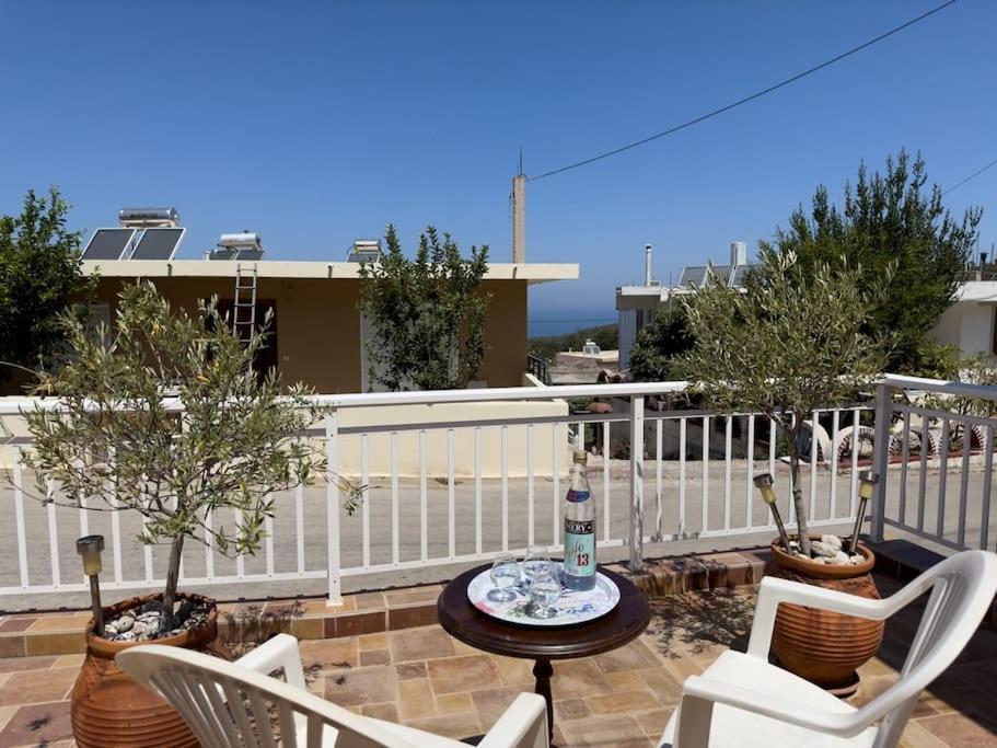 Ferienhaus Maison Authentique Avec Grande Terrasse Kritinía